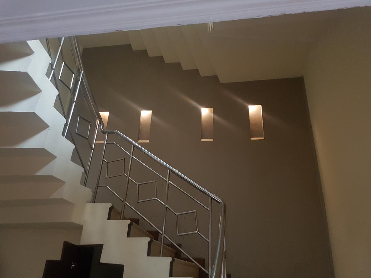 Hotel Nusantara Indah Syariah Jakarta Ngoại thất bức ảnh