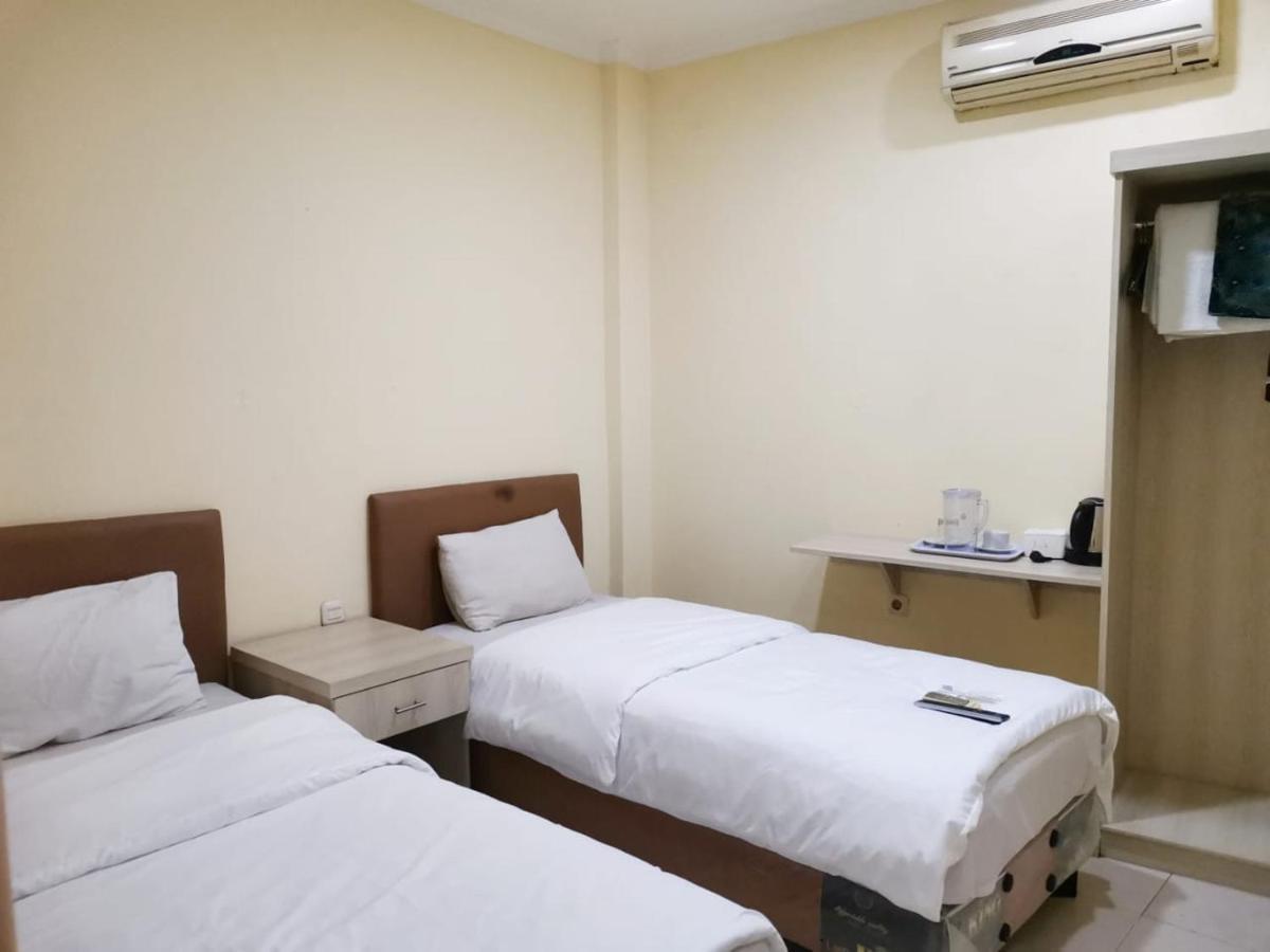 Hotel Nusantara Indah Syariah Jakarta Ngoại thất bức ảnh