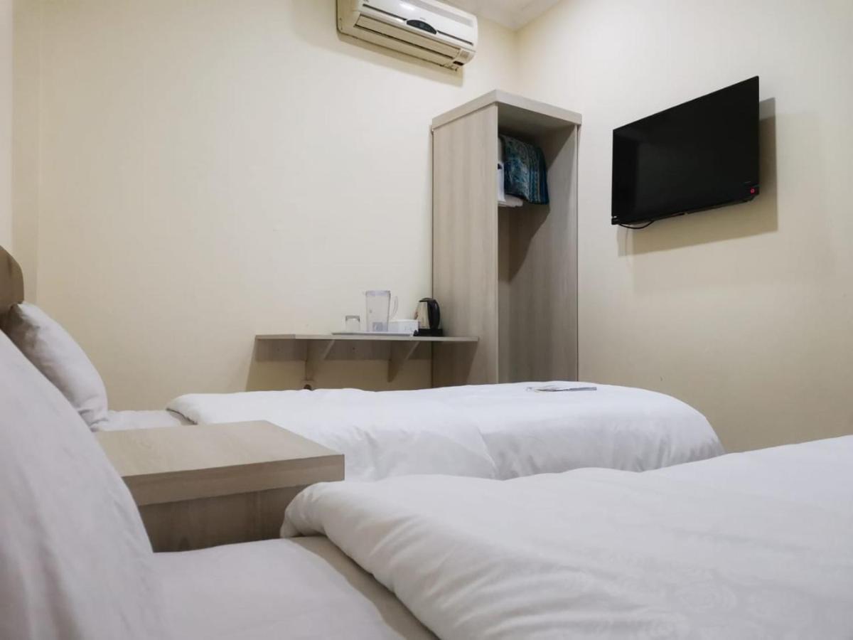 Hotel Nusantara Indah Syariah Jakarta Ngoại thất bức ảnh